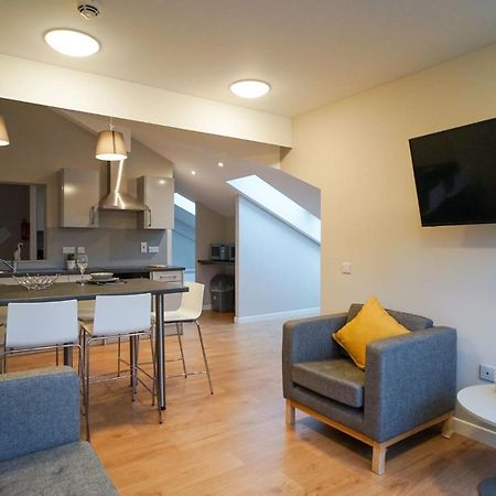 1 Bedroom Apartments, Studios And Ensuite Bedrooms With Shared Kitchen At Centro House In Stirling Exterior foto
