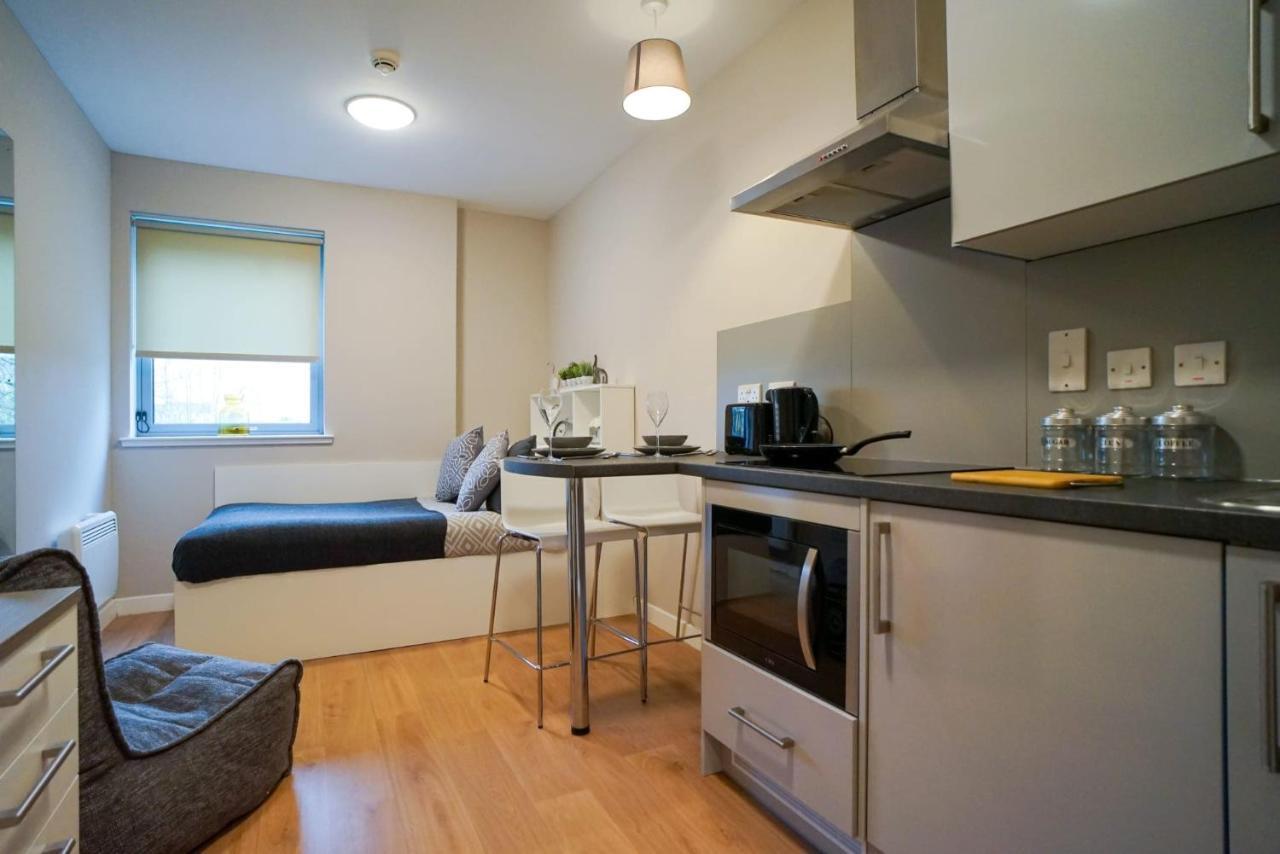 1 Bedroom Apartments, Studios And Ensuite Bedrooms With Shared Kitchen At Centro House In Stirling Exterior foto